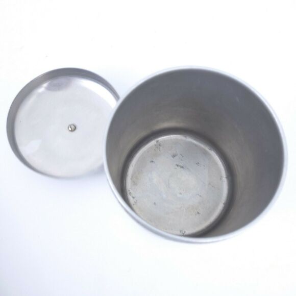 Vintage 1950’s Spun Aluminum Tea Kitchen Container Canister Mid-Century - Picture 6 of 6